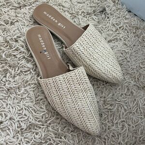 Madden Girl pointed toe mule size 5.5